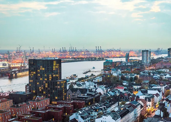 Empire Riverside Hotel